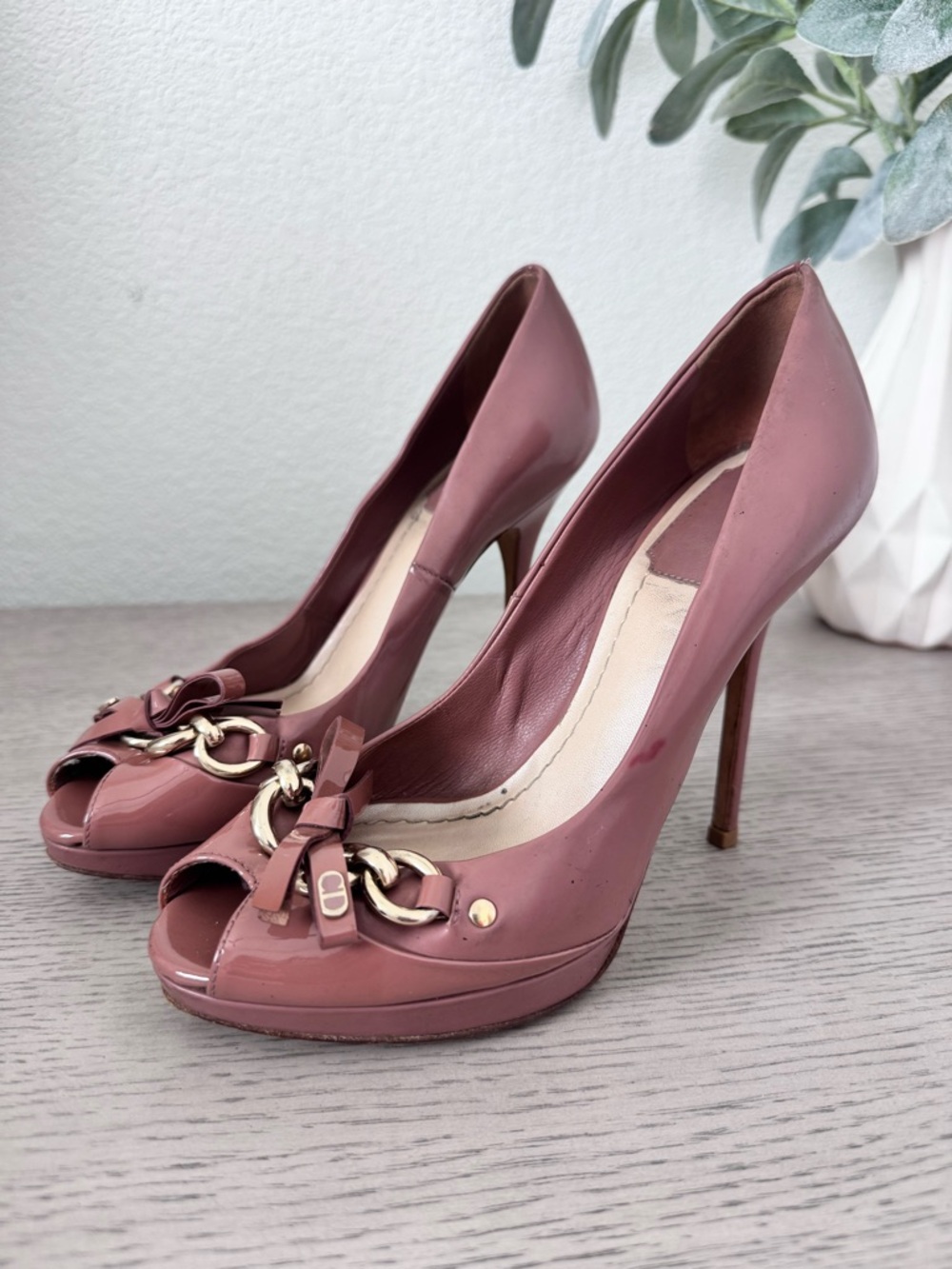 Authentic Christian Dior Dusty Rose Peep-Toe Stiletto Pumps - Picture 3 of 9